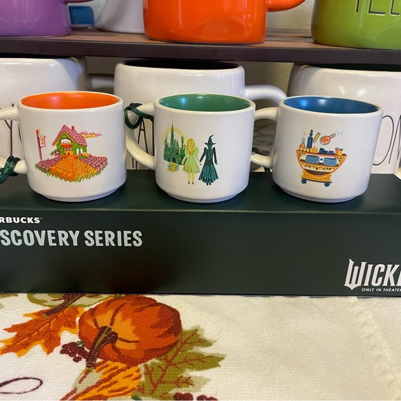 Wicked Starbucks Universal Studios Discovery Series Mini Mug ORNAMENT Set. - Picture 4 of 7